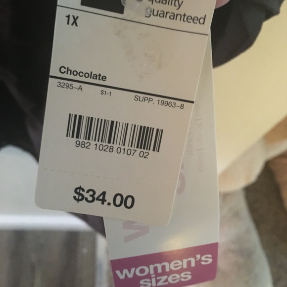 St. Johns Bay Chocolate Top 1X - Picture 3 of 3